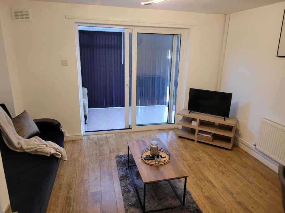 2 Bedroom End Of Terrace House 웰링턴 외부 사진
